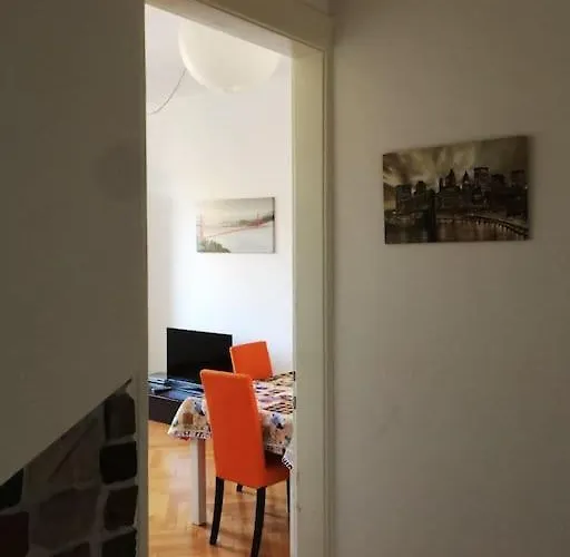 Casa Rosanna Comodo Per 5 Persone Centro Apartment Triest