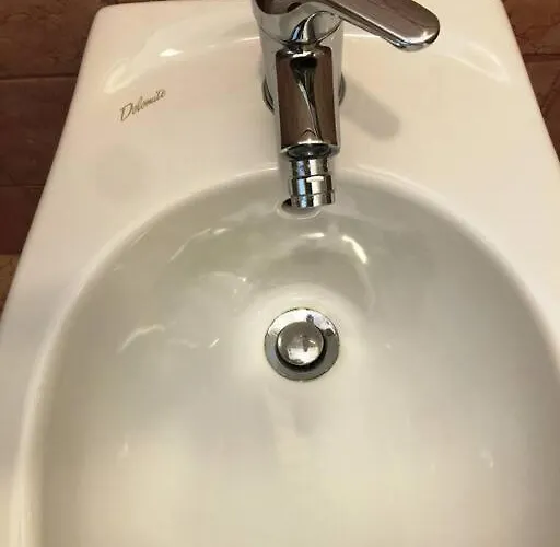 Casa Rosanna Comodo Per 5 Persone Centro Trieste